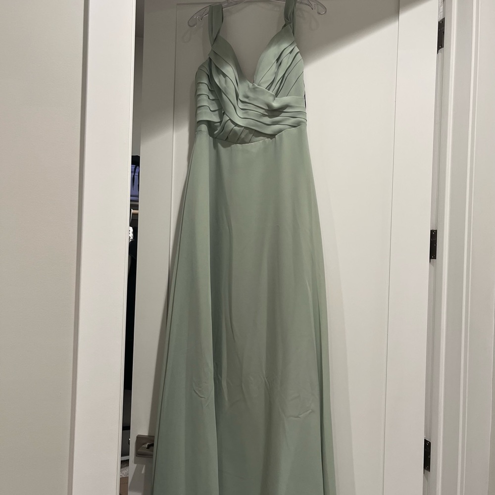 NWT Sorella Vita size 16 off shoulder design, color sage, style 9150 - Picture 5 of 13